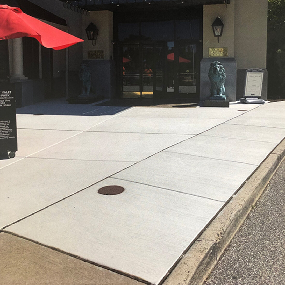 Large commercial concrete entrance slab poured in South Jersey