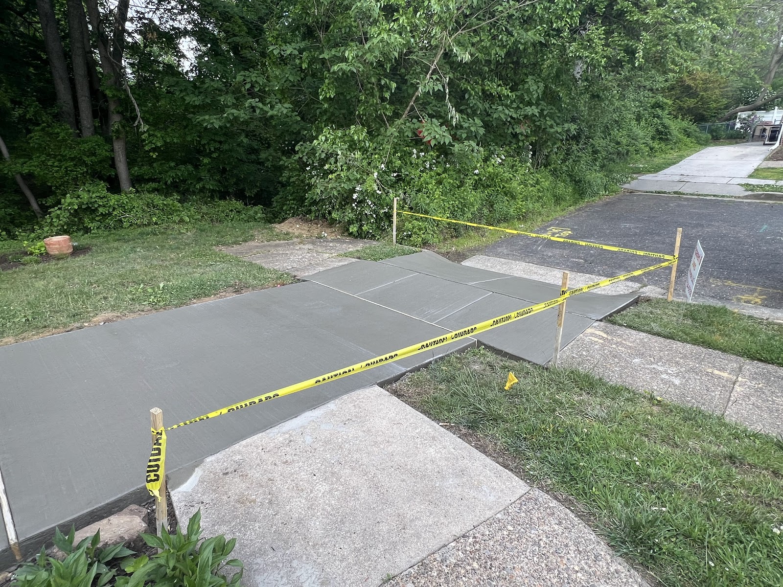 Concrete sidewalk and walkway in Cherry Hill NJ